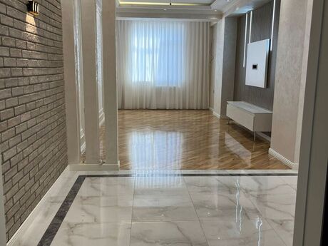 3-комн. новостройка - м. Азадлыг проспекти - 104 м²