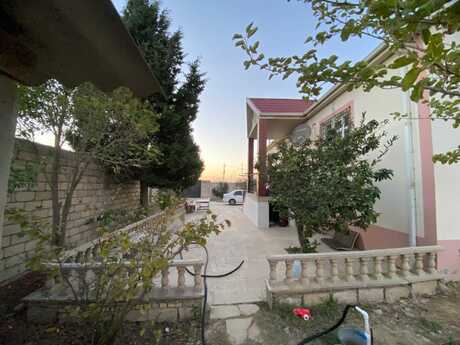 3 otaqlı həyət evi/bağ evi - Saray q. - 120 m²