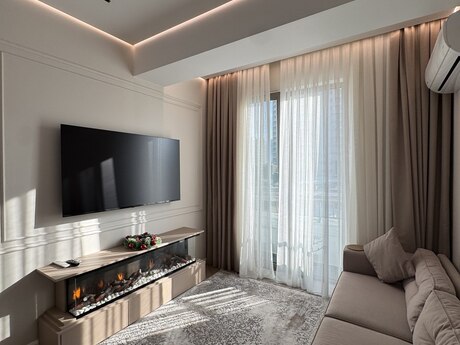 2-комн. новостройка - м. Элмляр Академиясы - 42 м²
