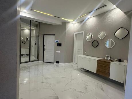 3-комн. новостройка - Насиминский  р. - 130 м²