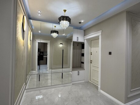 4 otaqlı yeni tikili - Nəsimi r. - 140 m²