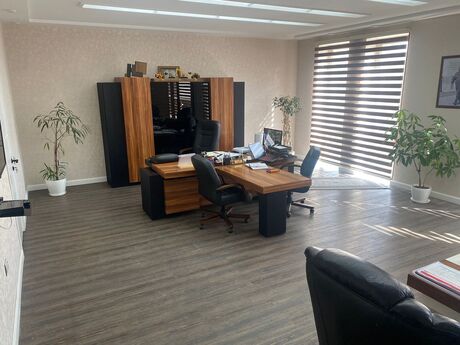 4-комн. офис - м. Гянджлик - 240 м²