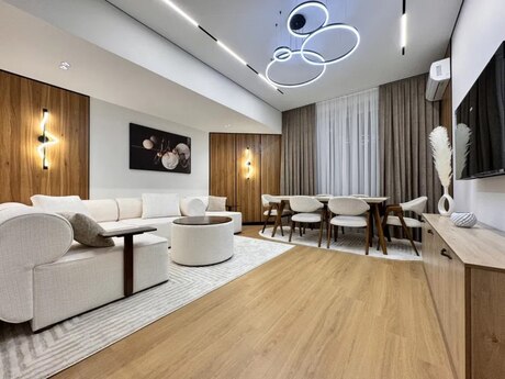 Elan №5753543 - Bakı, Ağ şəhər q., 3 otaqlı, 140 m², 5/7 mərtəbə