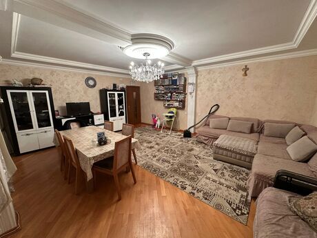 Объявление №5753592 - Баку, м. Нефтчиляр, 5-комн., 125 м², 3/9 этаж