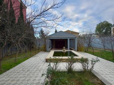 5 otaqlı həyət evi/bağ evi - Mərdəkan q. - 300 m²