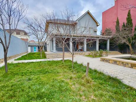 5 otaqlı həyət evi/bağ evi - Mərdəkan q. - 300 m²