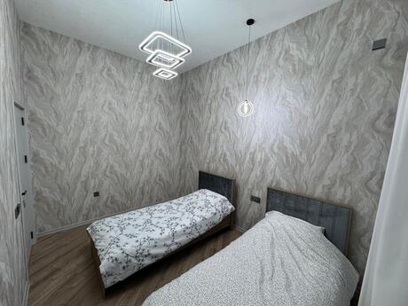 3 otaqlı həyət evi/bağ evi - Mərdəkan q. - 200 m²