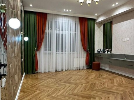 Объявление №5754825 - Баку, м. Шах Исмаил Хатаи, 3-комн., 136 м², 15/16 этаж