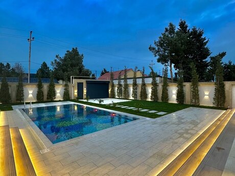 5 otaqlı həyət evi/bağ evi - Mərdəkan q. - 250 m²