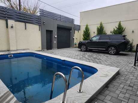 4 otaqlı həyət evi/bağ evi - Mərdəkan q. - 150 m²