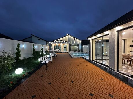 4 otaqlı həyət evi/bağ evi - Mərdəkan q. - 180 m²