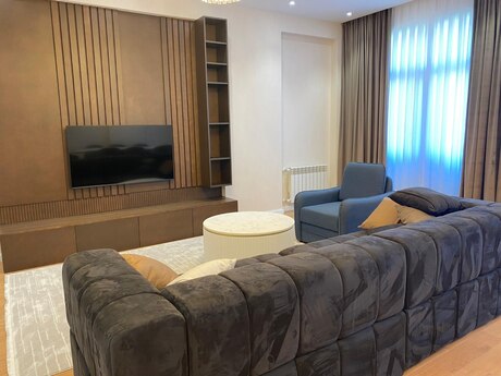 Аренда: 3-комнатная квартира, 180 м², Nizami: 3 000 ₼/мес 5