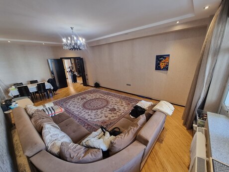 3 otaqlı mənzil, 168 m², Nizami: 410 000 ₼ 5