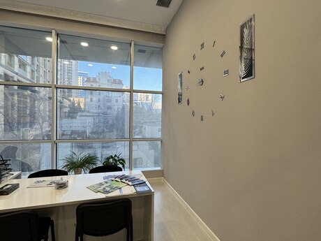 3 otaqlı ofis - 28 May m. - 90 m²