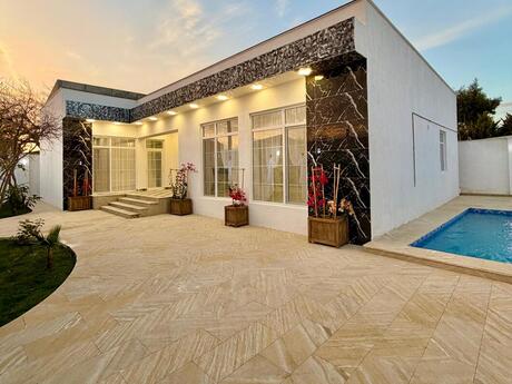 5 otaqlı həyət evi/bağ evi - Şüvəlan q. - 180 m²