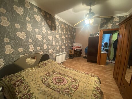 Elan №5756100 - Bakı, Qara Qarayev m., 2 otaqlı, 70 m², 5/5 mərtəbə