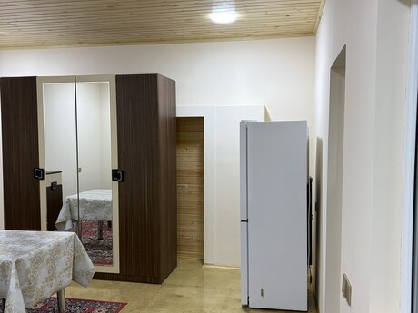 1 otaqlı köhnə tikili - Elmlər Akademiyası m. - 35 m²