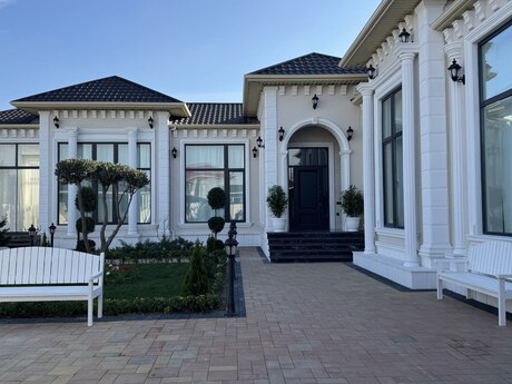 5 otaqlı həyət evi/bağ evi - Mərdəkan q. - 230 m²