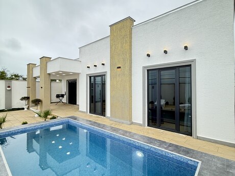 4 otaqlı həyət evi/bağ evi - Şüvəlan q. - 160 m²