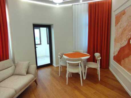 2 otaqlı yeni tikili - Şah İsmayıl Xətai m. - 75 m²