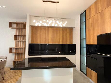 4 otaqlı həyət evi, 275 m², Sea Breeze: 950 000 ₼ 5