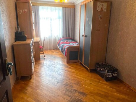 3-комн. вторичка - м. Гянджлик - 85 м²