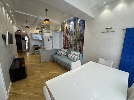 4 otaqlı yeni tikili - Şah İsmayıl Xətai m. - 67 m²