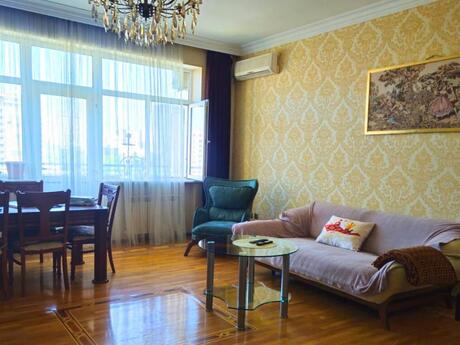 3 otaqlı yeni tikili - Nəsimi r. - 156 m²