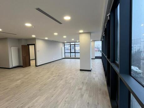 2-комн. офис - м. Нариман Нариманов - 130 м²