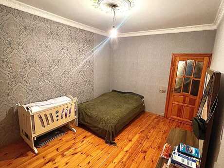 4 otaqlı köhnə tikili - Azadlıq Prospekti m. - 110 m²