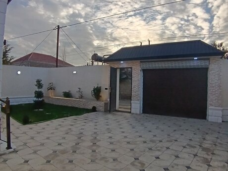 4 otaqlı həyət evi, 120 m², Binə: 125 000 ₼ 2