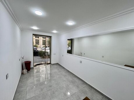 Obyekt - Elmlər Akademiyası m. - 45 m²