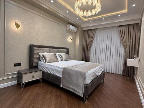 3-комн. новостройка - Наримановский  р. - 130 м²