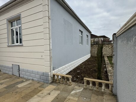 4 otaqlı həyət evi/bağ evi - Sabunçu r. - 130 m²