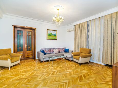 3-комн. вторичка - м. Сахил - 100 м²