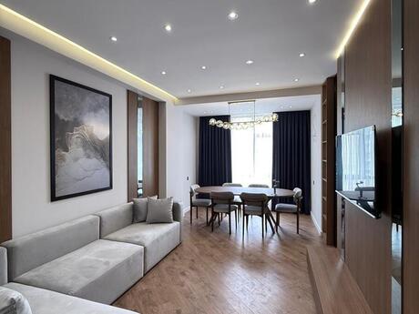 Объявление №5759654 - Баку, м. 28 мая, 3-комн., 118 м², 4/12 этаж