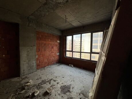 5 otaqlı yeni tikili - 8 Noyabr m. - 233 m²