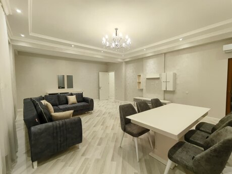Объявление №5759919 - Баку, Ясамальский р., 3-комн., 120 м², 9/16 этаж