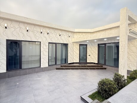 4 otaqlı həyət evi/bağ evi - Şüvəlan q. - 140 m²