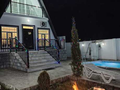 4 otaqlı həyət evi/bağ evi - Qəbələ - 160 m²