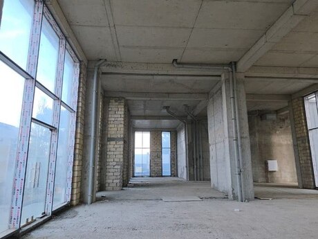 Obyekt - İnşaatçılar m. - 600 m²