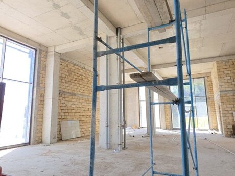 Obyekt - İnşaatçılar m. - 600 m²