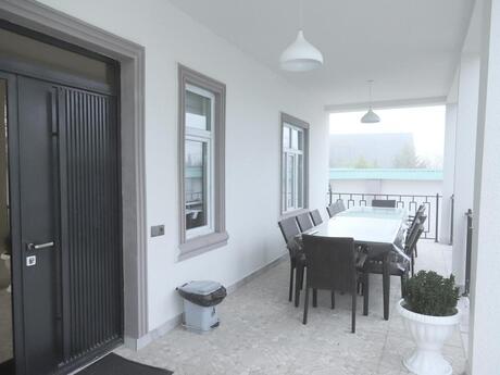 7 otaqlı həyət evi/bağ evi - Qəbələ - 230 m²