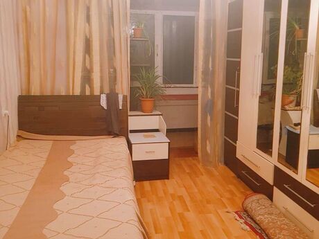 3 otaqlı köhnə tikili - Qara Qarayev m. - 78 m²