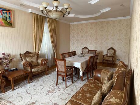 5 otaqlı həyət evi/bağ evi - Qara Qarayev m. - 300 m²