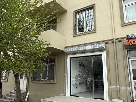 Obyekt - 8 Noyabr m. - 50 m²