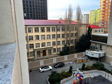 5 otaqlı yeni tikili - Nəsimi r. - 240 m²