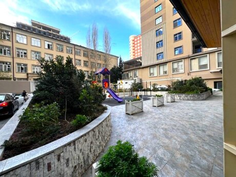 5 otaqlı yeni tikili - Nəsimi r. - 240 m²