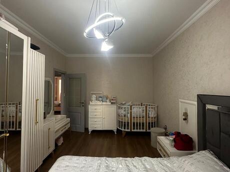 2 otaqlı köhnə tikili - Memar Əcəmi m. - 70 m²