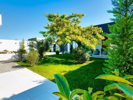 4 otaqlı həyət evi/bağ evi - Mərdəkan q. - 200 m²